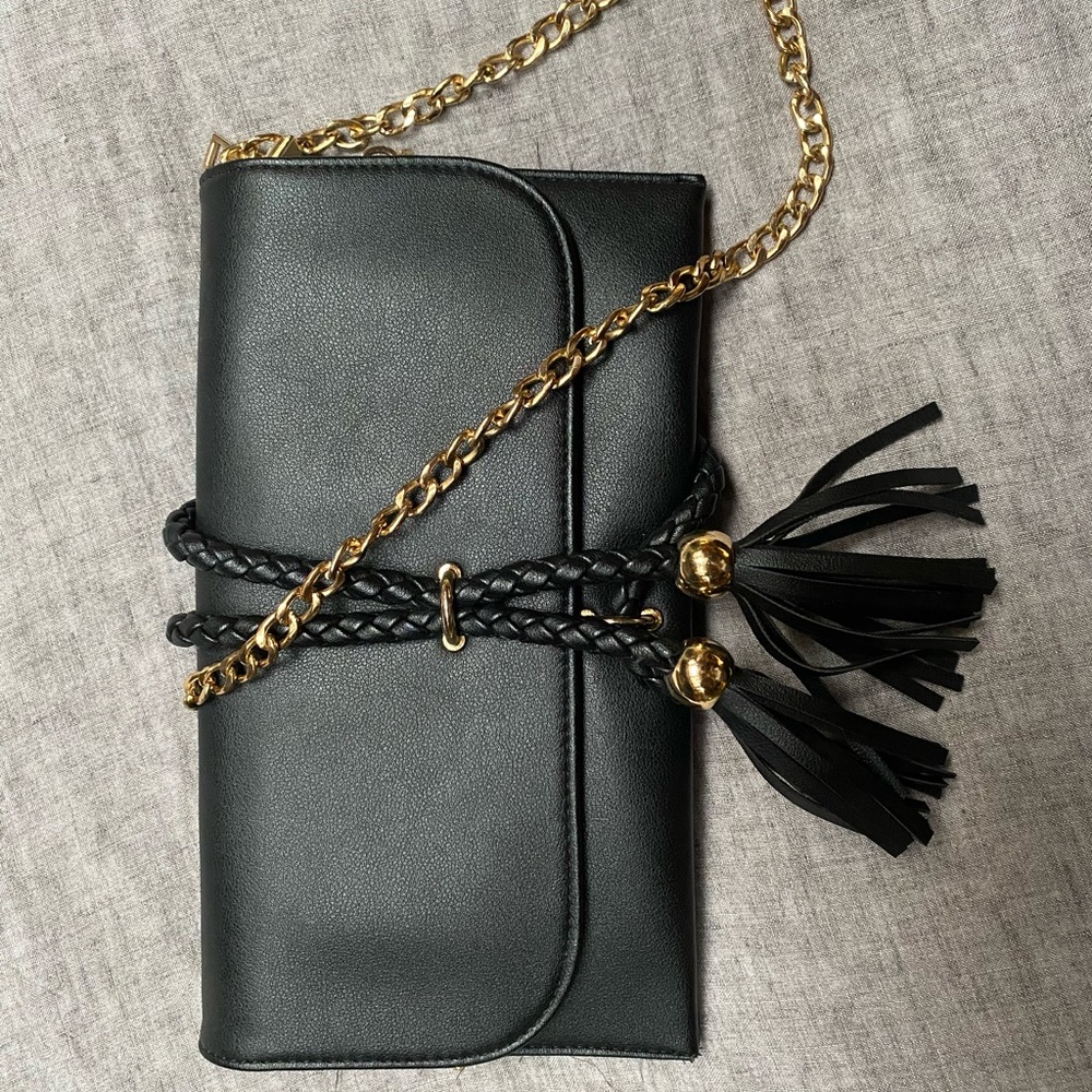 Perfect Night Out Crossbody!